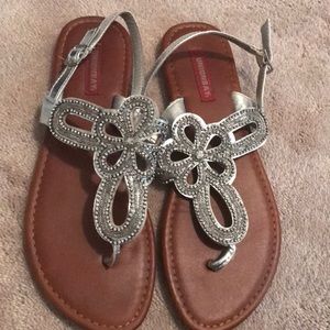 Unionbay Sparkly Flower Sandal size 9